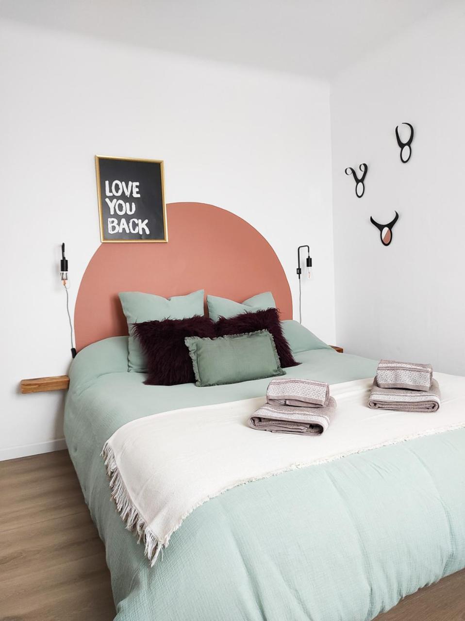 Le Cosy Valcros, Design Et Confort Aix-en-Provence Buitenkant foto